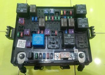 SSANGYONG RODIUS II TURISMO 2.0 B 13r 5D skrzynka bezpiecznikow 82350-21140