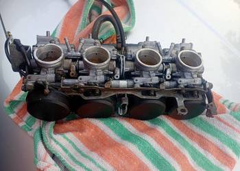 Sprzedam Gaźniki Honda CBR F4 loft.