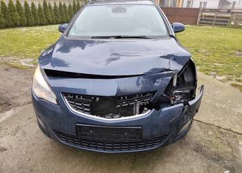 Opel Astra J 1.4 Turbo 140 KM | 2011 | 210 tys. km |