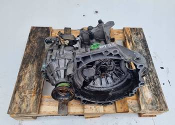 VW Caddy 1.9 SDI MANUALNA SKRZYNIA BIEGÓW manual EAY