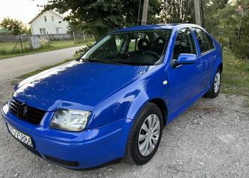 Volkswagen Bora 1.6SR**
