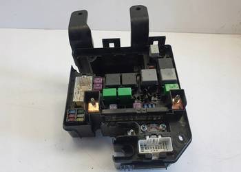 Kia Sorento II 2.2 CRDI SKRZYNKA BEZPIECZNIKÓW