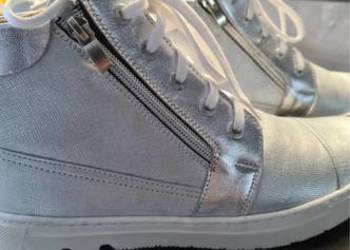 Nowe botki ocieplane