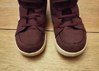 Bordowe buty za kostkę