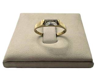 Złoty Pierścionek pr 333 1,2g R11