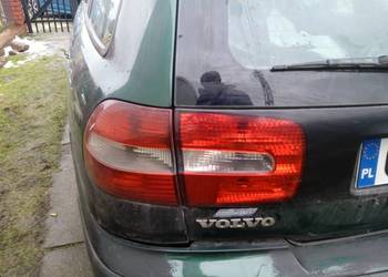 Volvo V40 2001r. Lampy tył prawa, lewa, komplet