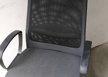 Krzesło biurowe fotel IKEA MARCUS średnie, ciemnoszare