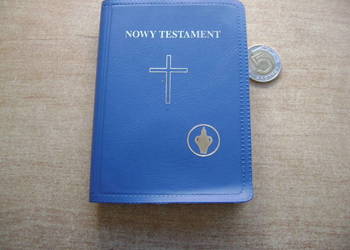 Starocie z PRL - Dewocjonalia = Nowy Testament z 2004r. miniaturowy
