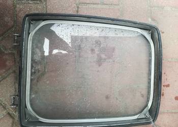 Okno Okienko metalowe 37x47cm boki lekko zaokrąglone .