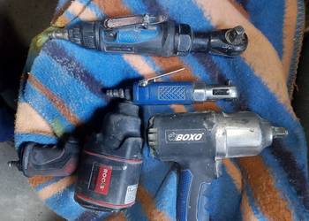 Sprzedam dwa klucze i grzechotki udarowe