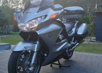 Niezawodna Honda St1300 zadbana.