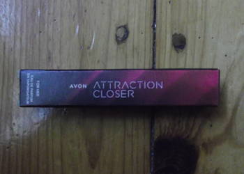 Perfumetka Attraction Closer dla Niej Avon