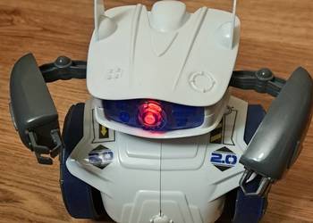 Cyber Robot firmy Clementoni  programowalny po Bluetooth na tablet, smartfo