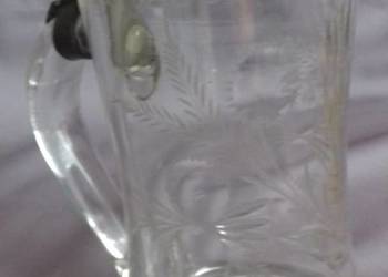 Szklany kufel 0,4l z okresu XIX wieku. Szklany kufel 0,4l z okresu XIX wieku.