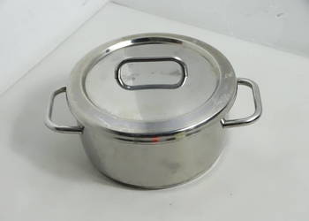 Garnuszek stalowy WMF 2.5 l z pokrywką 20 cm Cromargan