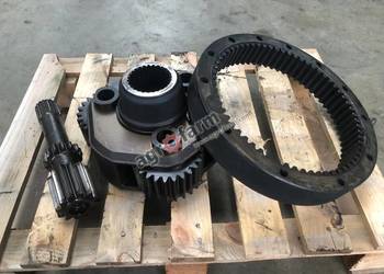 Układ planetarny, Zwolnica New Holland TM155