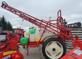 Opryskiwacz przyczepiany Bury 1500, 2000,3000 Krukowiak , Pilmet