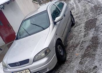 Sprzedam Astrę 1.8 b+g. Wersja Sport.