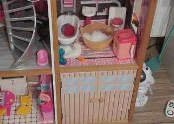 Drewniany domek dla lalek BARBIE z akcesoriami 150cm