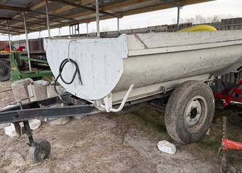 Przyczepa wywrotka jednoosiowa