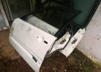 Błotniki tyl przód Drzwi Audi 100 C3