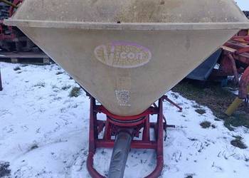 Rozsiewacz nawozów 300/400L