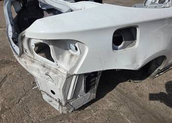 ĆWIARTKA PRAWA TYLNA BMW E88 300