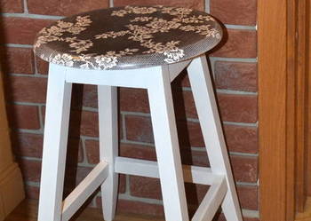 Rustykalny taboret / kwietnik. Rękodzieło.