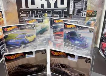 Hot Wheels - Modern Classic + Chase - BOX 20