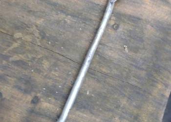 Mercedes W123 Wspornik pas przedni