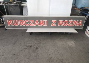 Szyld znak kaseton kurczak z rożna gablota z uchwytami baner reklama led