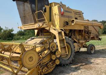 Kombajn New Holland 1545 Kombajn New Holland 1545