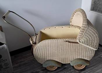 Wózek dla lalek sesja fotograficzna vintage retro  PRL