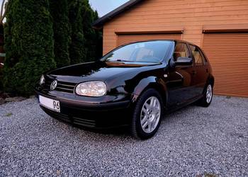 Volkswagen Golf 4 BENZYNA