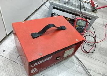 Prostownik ładowarka   6A 12V sprawny porządny GERMANY