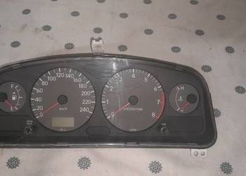 Licznik toyota avensis t22