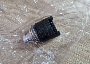 Zawór elektromagnetyczny Bosch 0260120027 Case New Holland