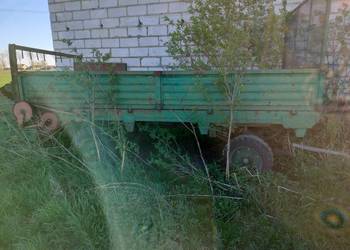 Rozrzutnik 3,5 t dwuosiowy z bokami do kukurydzy itd