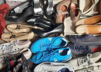 TOTALNA  LIKWIDACJA  !  * BUTY  DAMSKIE / MIX  - 9zł x 30par *