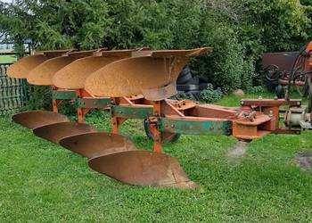 Pług obrotowy 4-skibowy FAMAROL