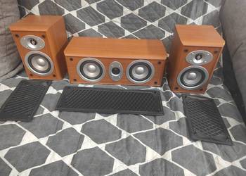 Kolumny surround+ głośnik centralny JAMO.