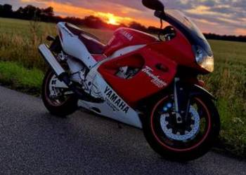 Yamaha yzf 1000 thunderace
