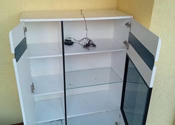 Komoda z podświetleniem