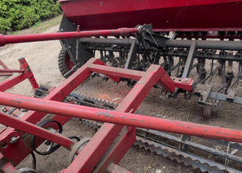 Zestaw uprawowo siewny