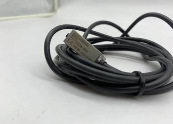 Omron E3ZM-B81 Photoelectric Sensor