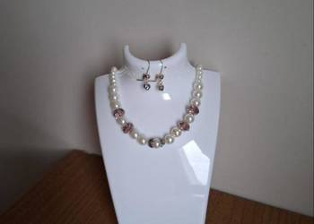 Sprzedam zestaw: korale i srebrne kolczyki