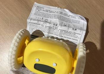 Jak nowy  Super głośny, jeżdżący alarmo-budzik