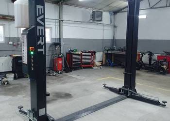 Sprzedam podnośnik samochodowy dwukolumnowy