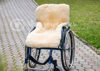 Nakładka, pokrowiec na wózek inwalidzki ze skóry owczej Relugan 50x90cm