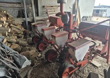 Siewnik do kukurydzy Becker 4 rzędowy z podsiewaczem nawozu